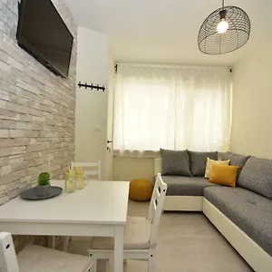 https://fjaka-zadar.hotelinzadar.com